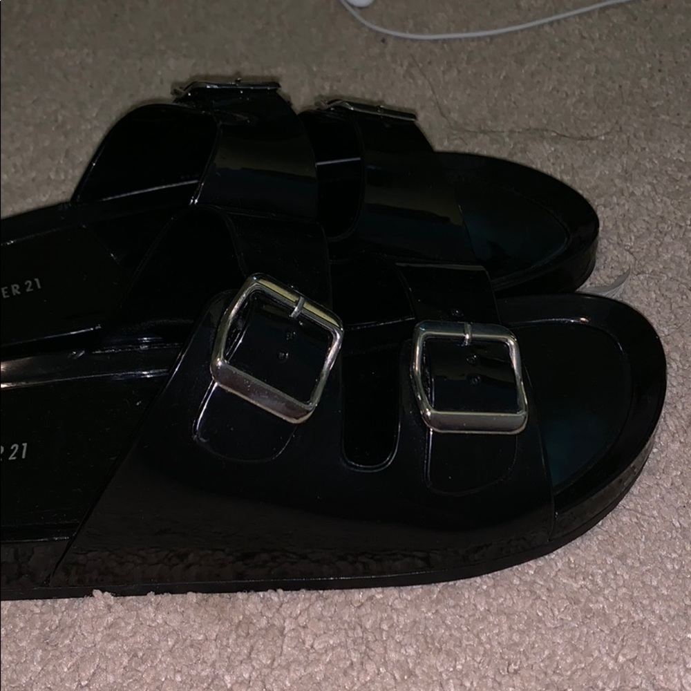 Slides - Picture 3 of 4